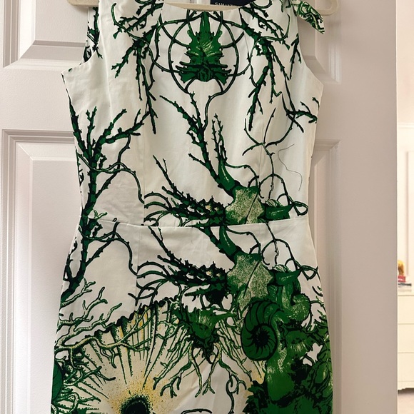 Green Samantha Sung Tailored Dress - Picture 4 of 10